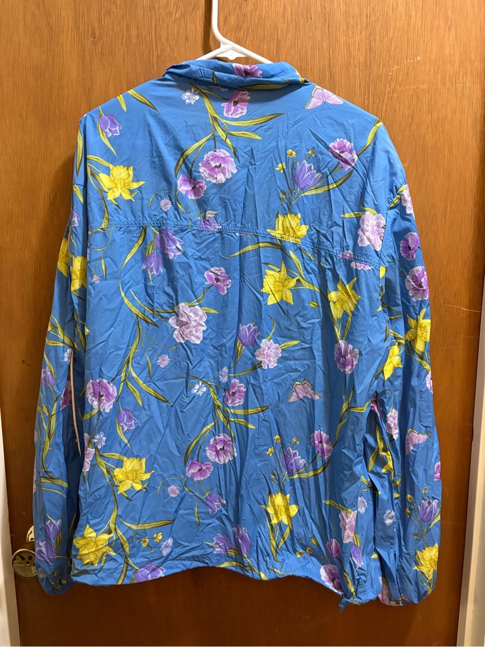 Fabletics Flyweight Windbreaker - Picture 3 of 5